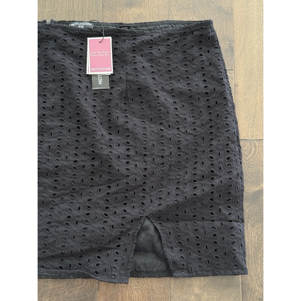 NWT Pretty Little Thing Black Eyelet Corset and Skirt Women's Size US 26 Set - Picture 12 of 14